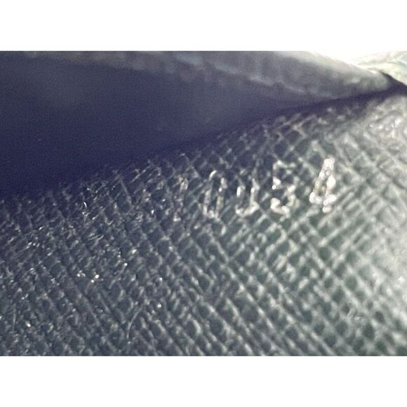 Louis Vuitton Taiga Porte Barrule Carte Cles Di Long Wallet M31002 Epi Cair - Picture 14 of 14